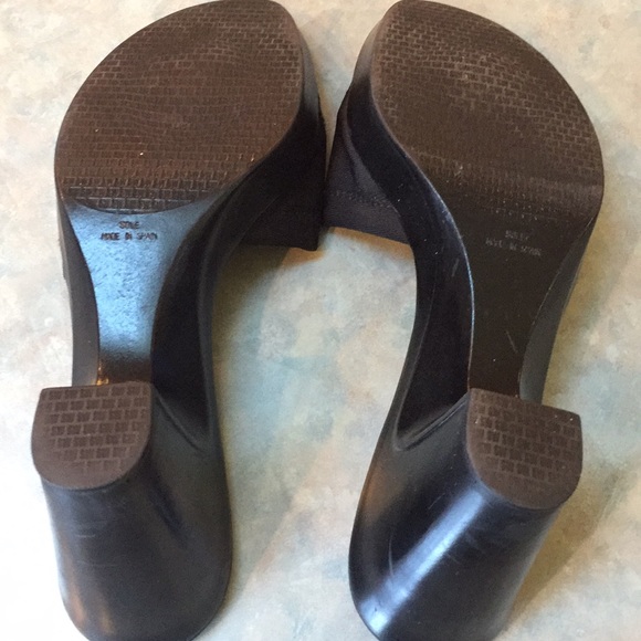 Stuart Weitzman black slides - Picture 3 of 6